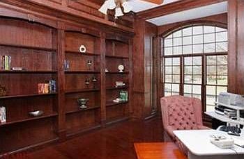 4th image of 5 Chapel Hill Est