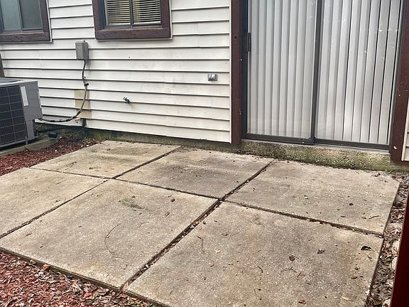 2nd image of 322 Canal Rd APT 7