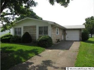 21 Whitman St, Brick, NJ 08724