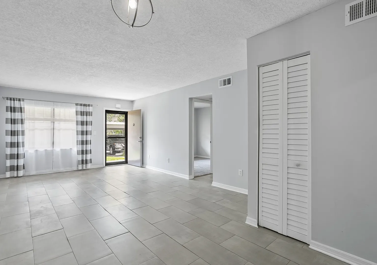 2 Bed 2 Bath Condo for Rent in 55+ Peaceful Community! — Photo 3