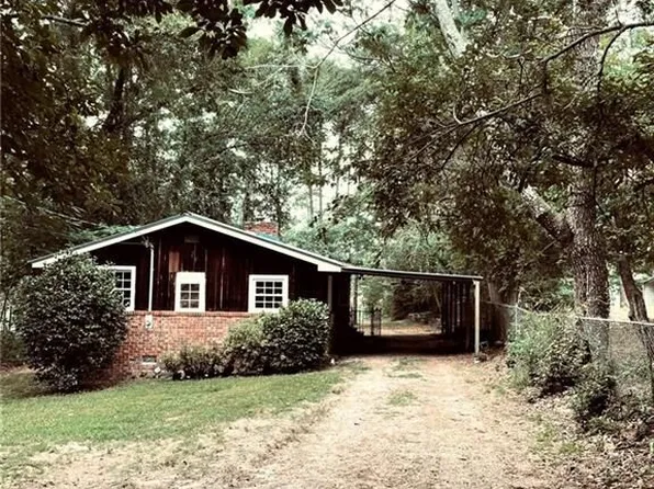 1071 Powderbag Creek Rd, Hartwell, GA 30643