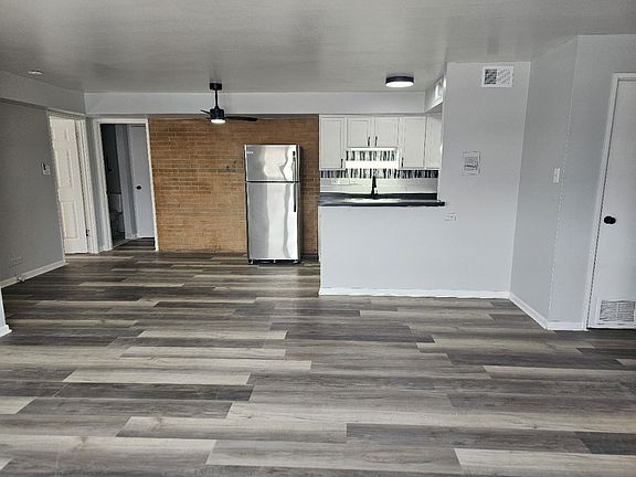 Living/Kitchen