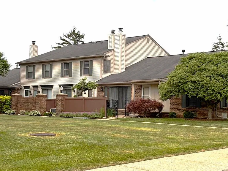 41090 Southwind Dr — Photo 22