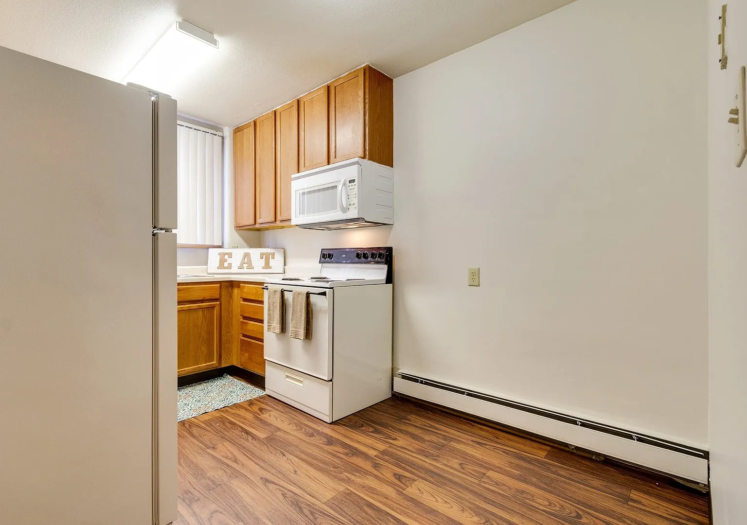 Stevens Apartments — Photo 3