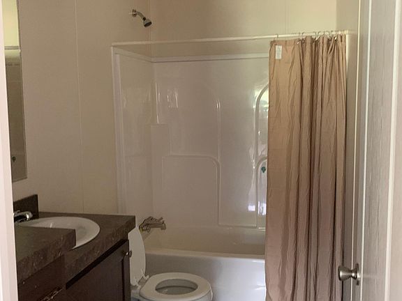 2nd image of 121 Leeson Dr