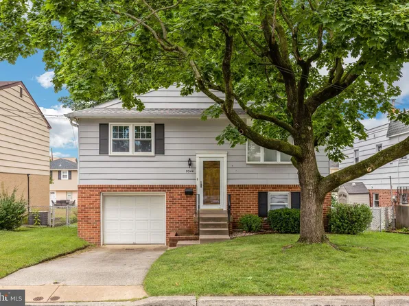 9344 Marsden St, Philadelphia, PA 19114