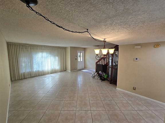 5th image of 3925 NW 94th Avenue