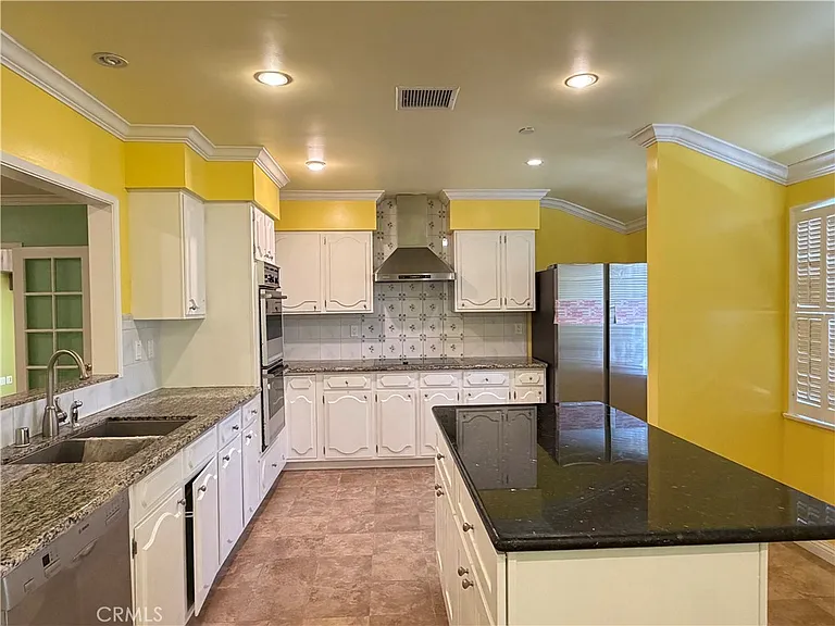 1162 Panorama Dr — Photo 9