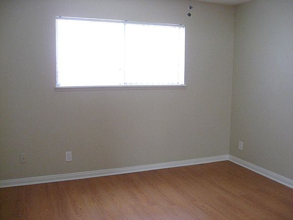 3rd image of 1516 Purdue Ave #Auyd5rgpv