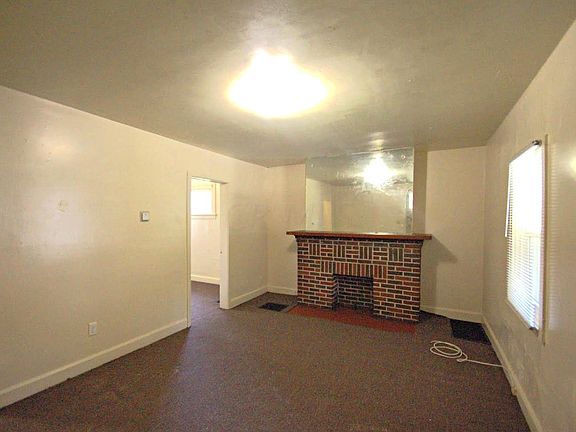 4th image of 1461 E Cordell Ave