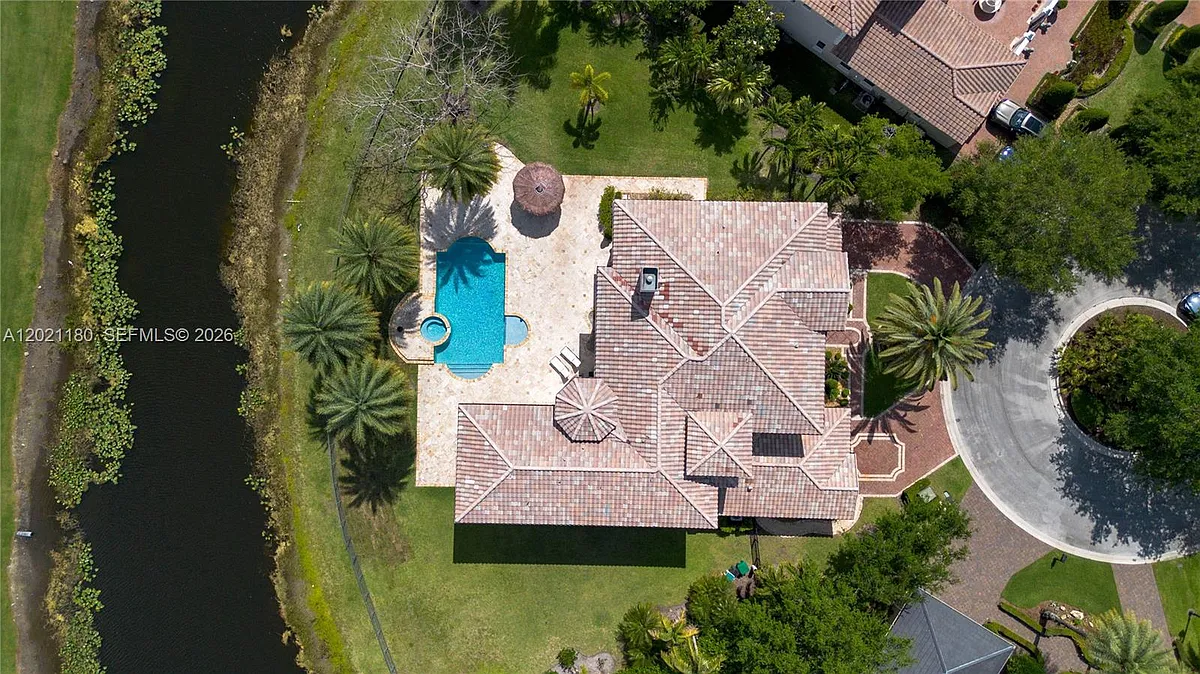 Building Photo - 7290 Lemon Grass Dr