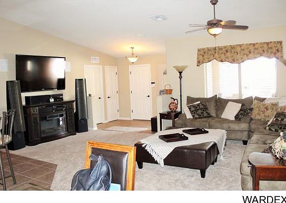 4th image of 68 Southwester Ln