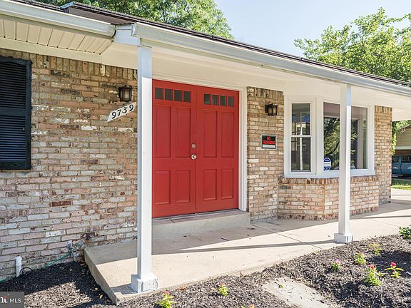 4th image of 9739 Wyman Way