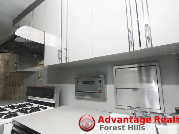 102-18 64th Avenue image 15 of 33