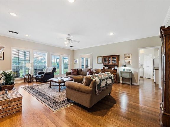 4th image of 8349 Fair Oaks