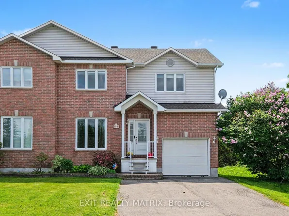 15 A Blais St #B, Russell, ON K0A 1W1