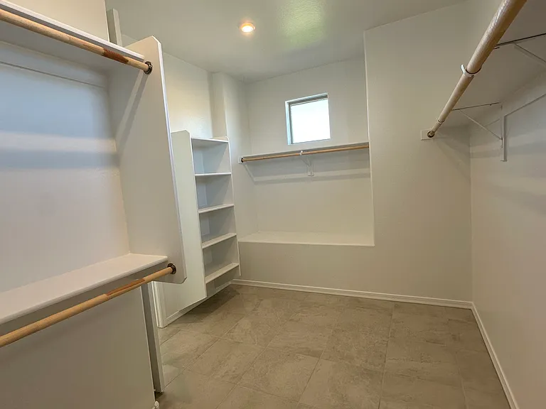 13412 W Eagle Feather Rd — Photo 2