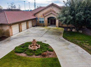 1501 Greenfield Ave, Hanford, CA