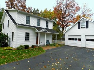 118 Rivers Edge Dr, Burlington, VT 05408