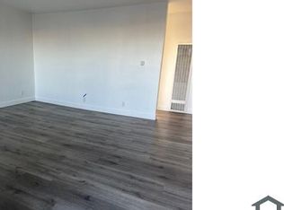 711 W Queen St APT 203, Inglewood, CA 90301