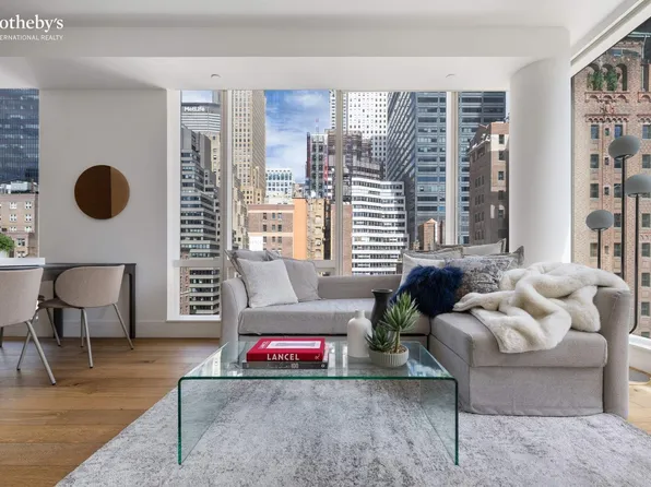 325 Lexington Avenue image 1 of 12