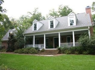 7201 N Hill Dr, Chapel Hill, NC 27514