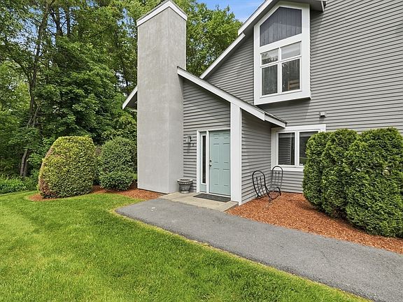 3rd image of 13 Corey Way #13
