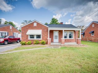2816 E Center St, Kingsport, TN 37664