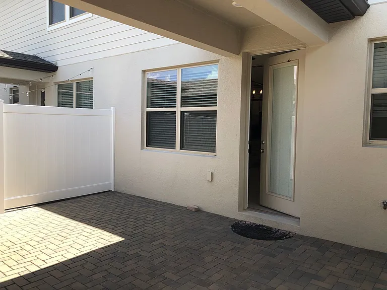 2674 Mead Ave — Photo 59