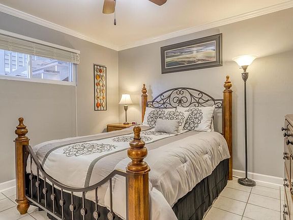 4th image of 4000 Gulf Terrace Dr #5