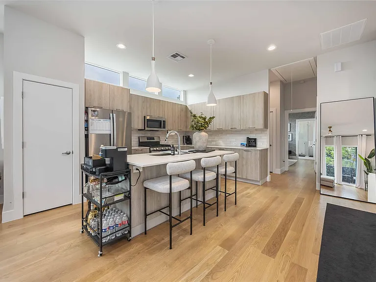 5310 Suez St — Photo 13