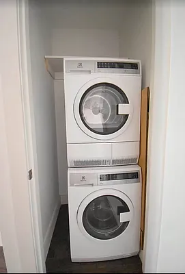 Rented by MOTION New York | media 2