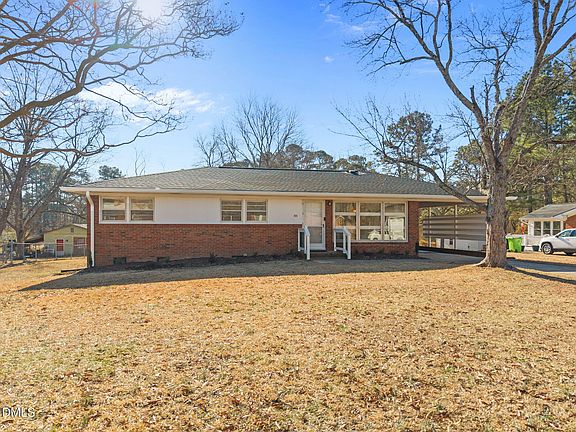 4th image of 301 Faison Dr