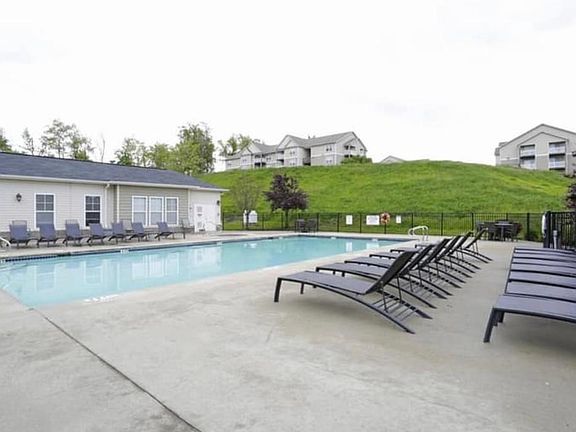 5th image of 1000 Mountain Valley Dr