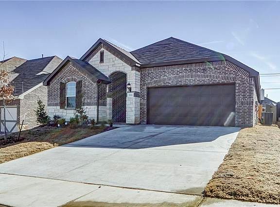 2nd image of 3016 Waterglen Dr