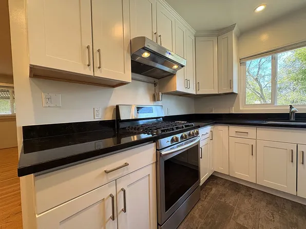 701 Curtis Way #2, Menlo Park, CA 94025