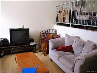 2nd image of 21054 Parthenia St Unit 6