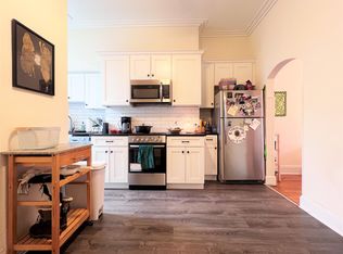 517 Fairmount Ave #2F, Philadelphia, PA