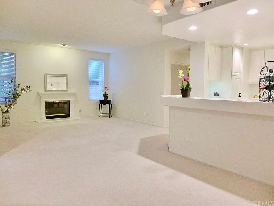 1st image of 36 La Mirage Cir