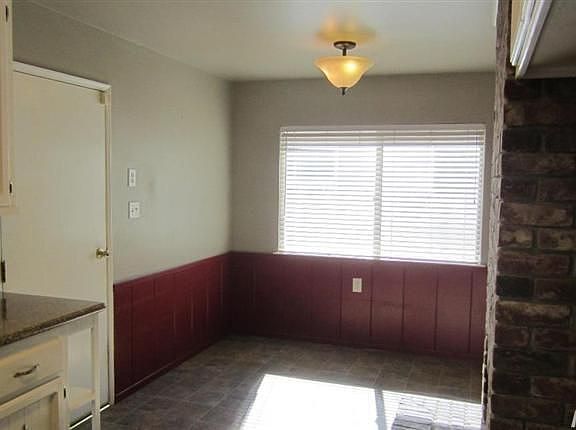 4th image of 2745 Nordlund Way