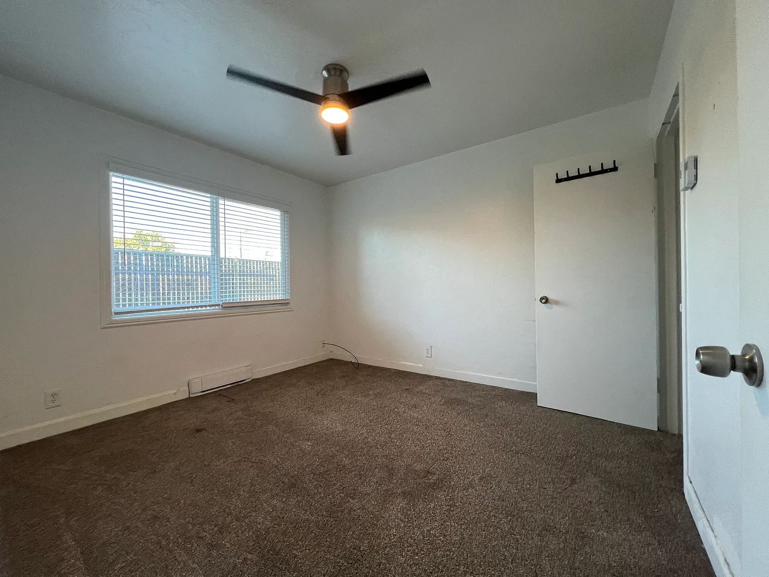 2 bed, 721 sqft, $3,600 — Photo 3