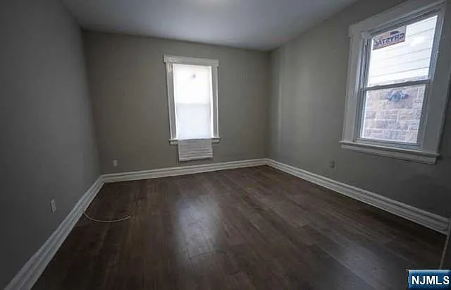 226 Fairmount Ave — Photo 10