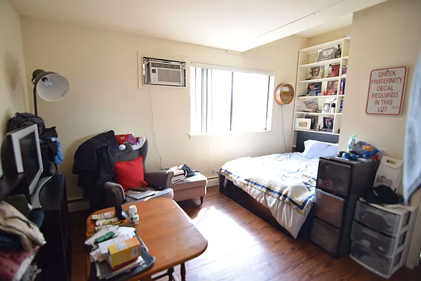 Rented by Bold New York | media 10