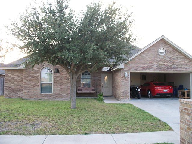 1st image of 2711 N 44th Ln
