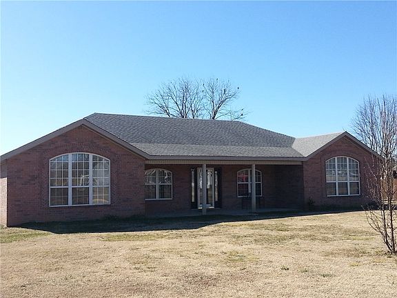 2nd image of 947 Alberty Ln
