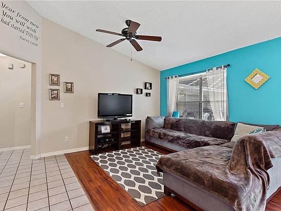 2nd image of 105 Overstreet Ct