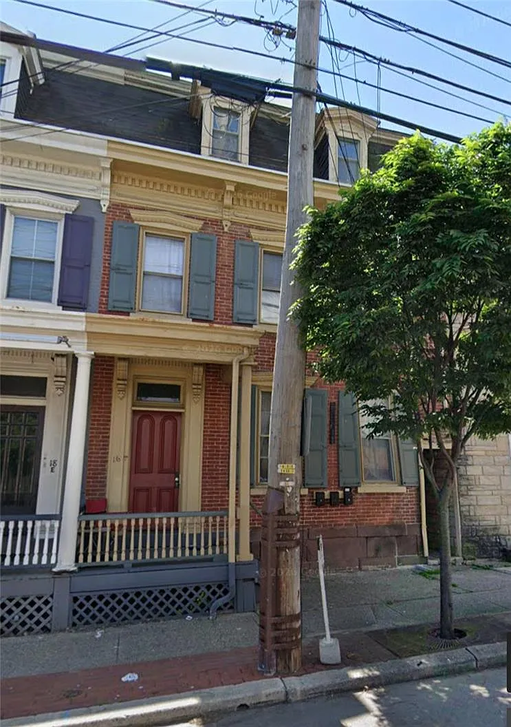 1 bed, 850 sqft, $1,275 — Photo 1