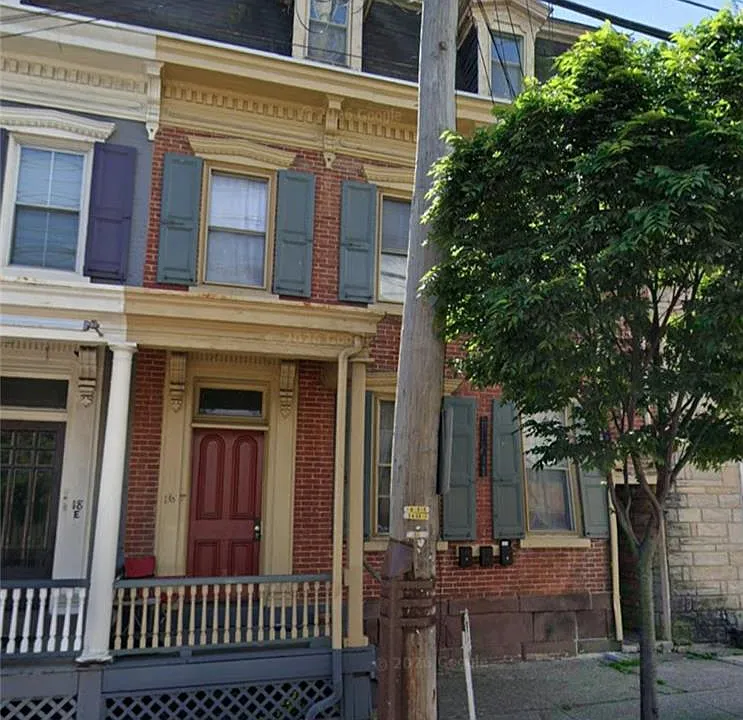 16 E Main St #1F