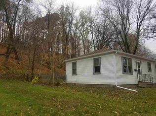 178 17th Ave, East Moline, IL 61244