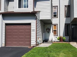 122 Sudbury Dr, Liverpool, NY 13088